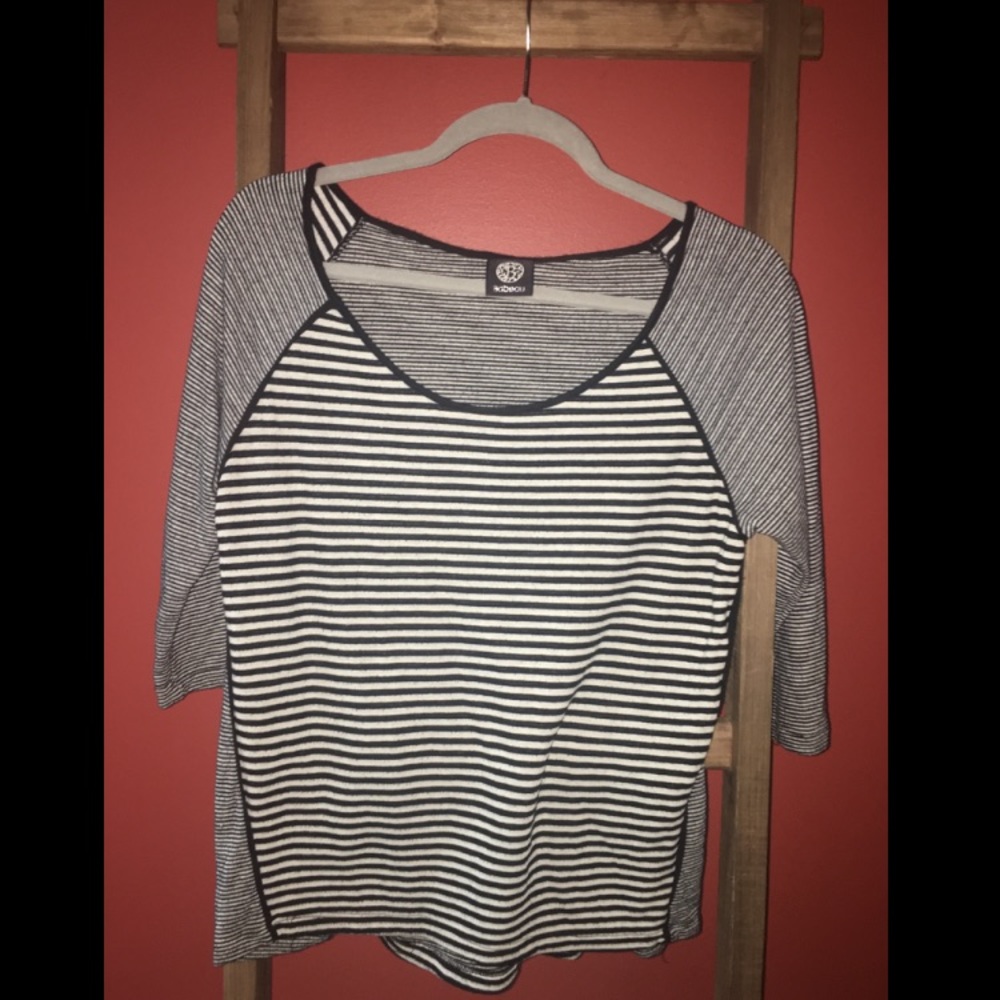 Casual 3 quarter sleeve stripped shirt